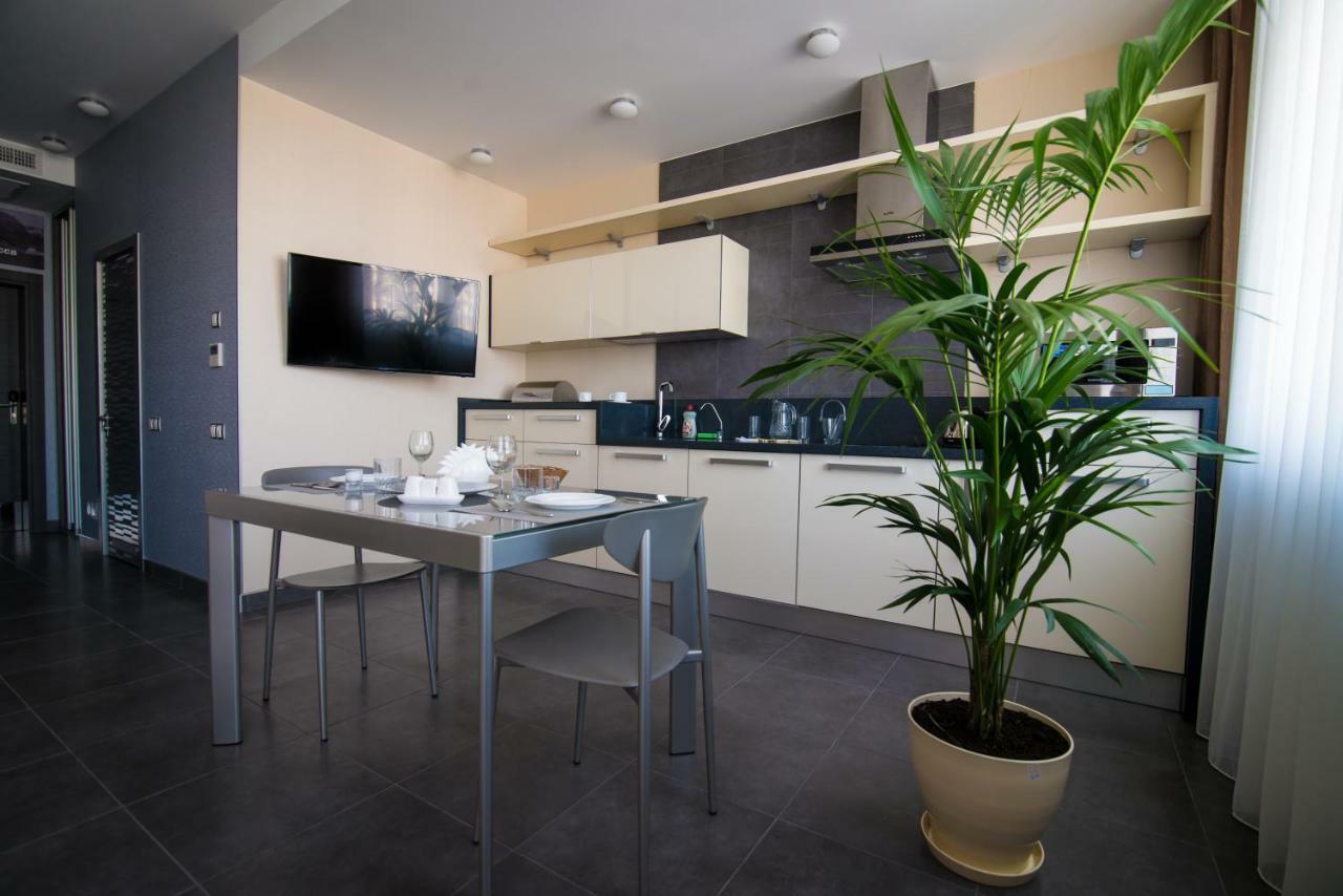 12Th Floor Apartments โอเดสซา ภายนอก รูปภาพ